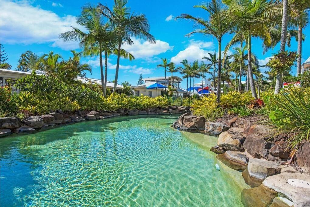 Alex Heads Beachfront Resort King Bed Studio Room Alexandra Headland Kültér fotó